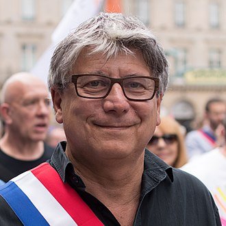 Éric Coquerel et Mistral AI suscitent controverse en ligne